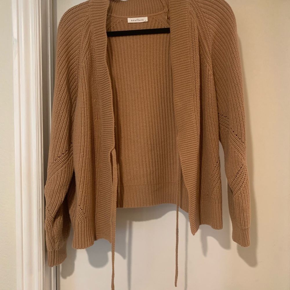 Neuflora Women's Tan Sweater